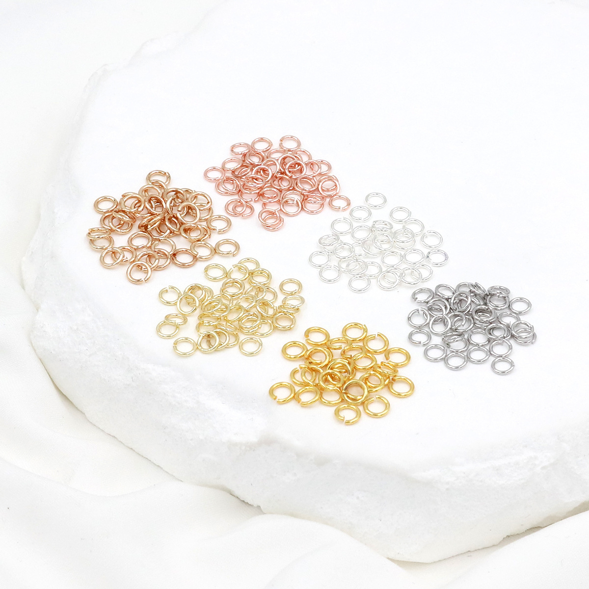 Confezione di Anelli Aperti in - Jewelry Making Closed Jump Rings recensione e prezzo
