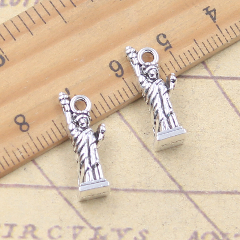 10 pz Charms New York Statua d - Jewelry Making York recensione e prezzo